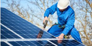 Installation Maintenance Panneaux Solaires Photovoltaïques à Saint-Cezaire-sur-Siagne